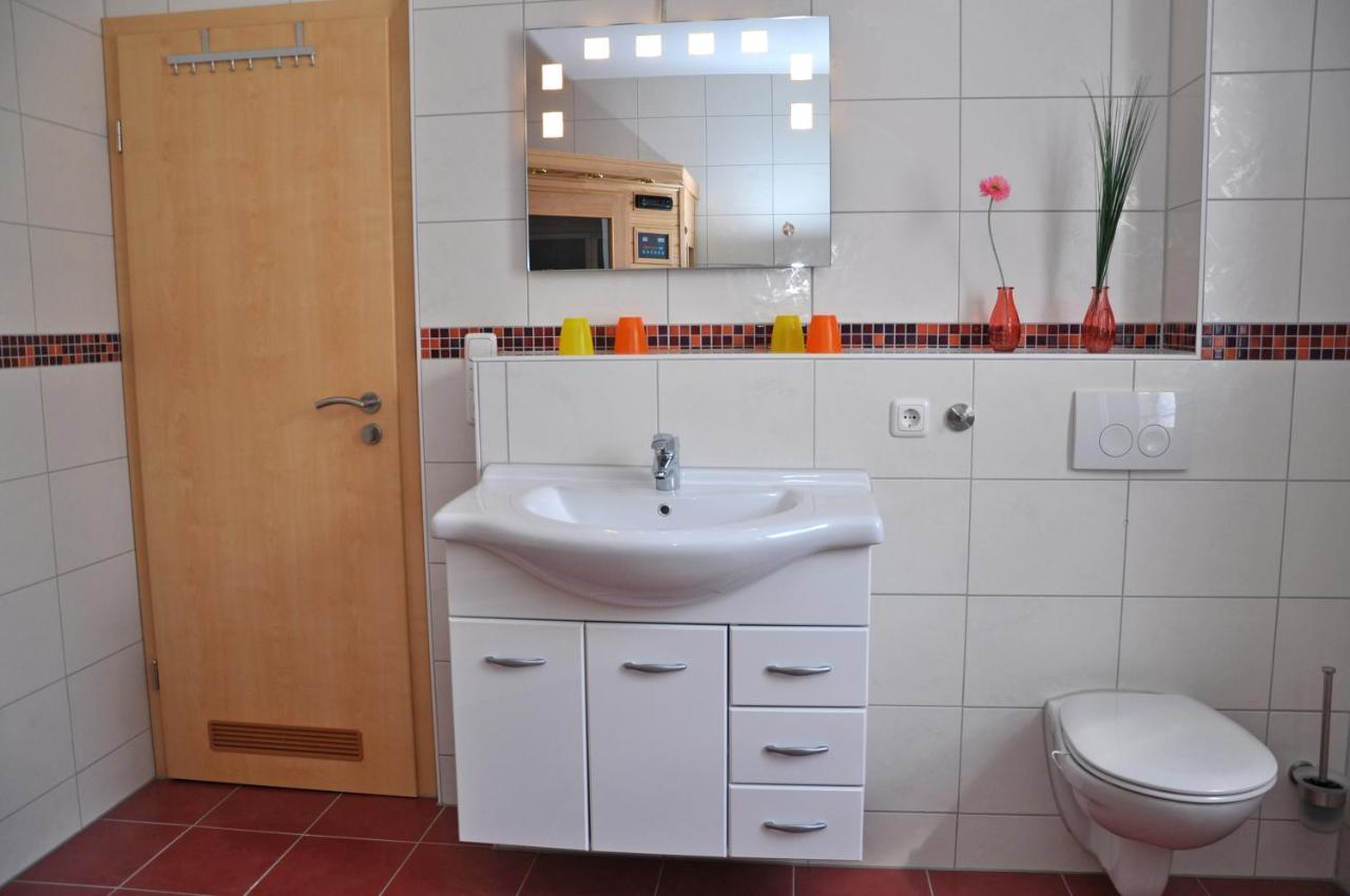 Ferienhaus Mueritzsonne / Eg-Appartement Marienfelde Eksteriør billede